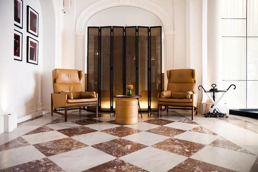 Hotel Hôtel Vernet Champs Elysées París