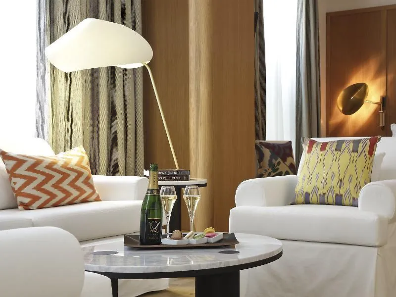 Hôtel Vernet Champs Elysées París Hotel