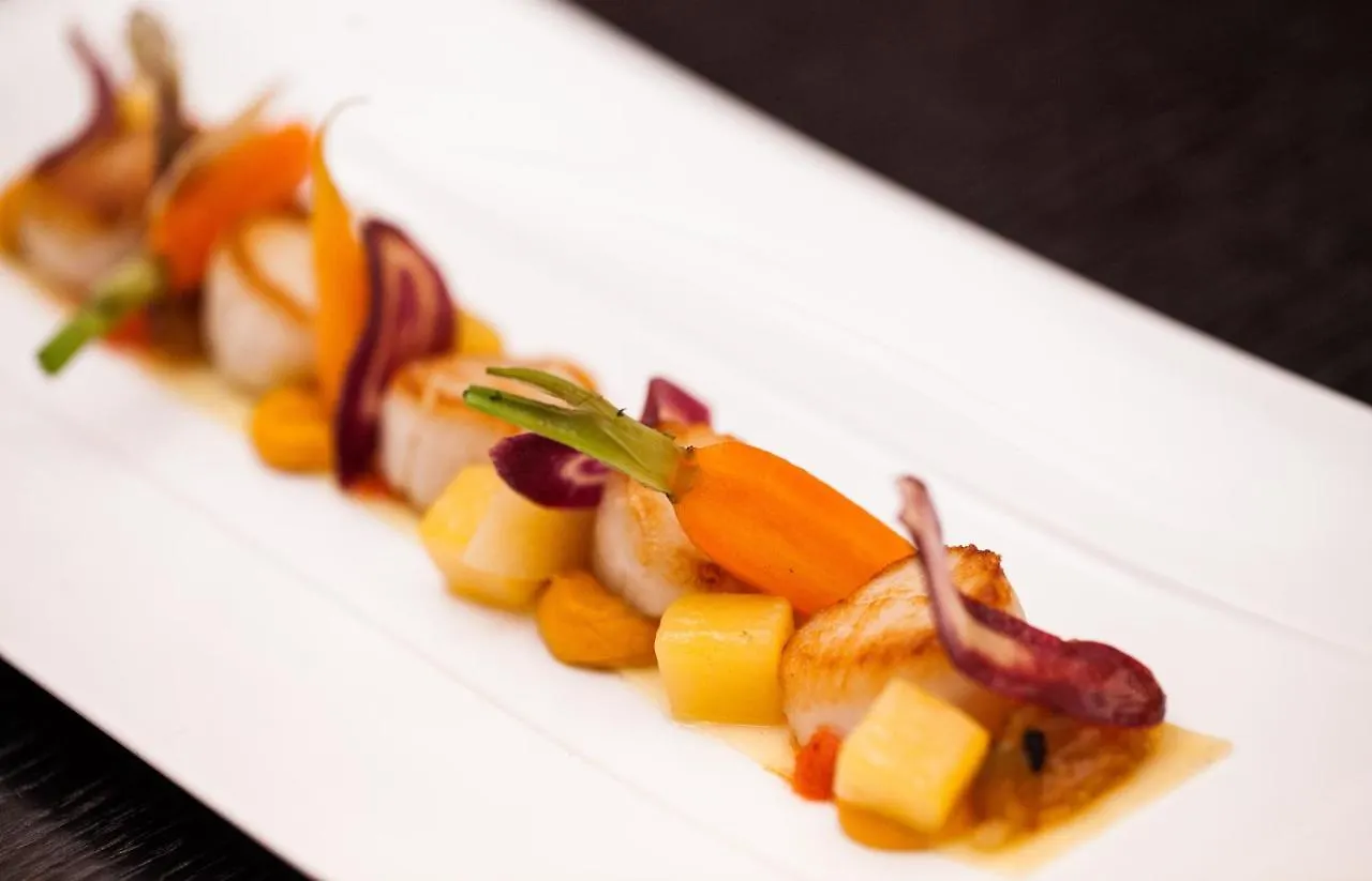Hotel Vernet Champs Elysees Paris