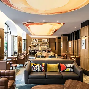 Sofitel Arc De Triomphe מלון