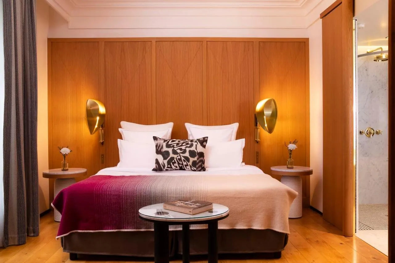 *****  Hotel Vernet Champs Elysees Parijs Frankrijk