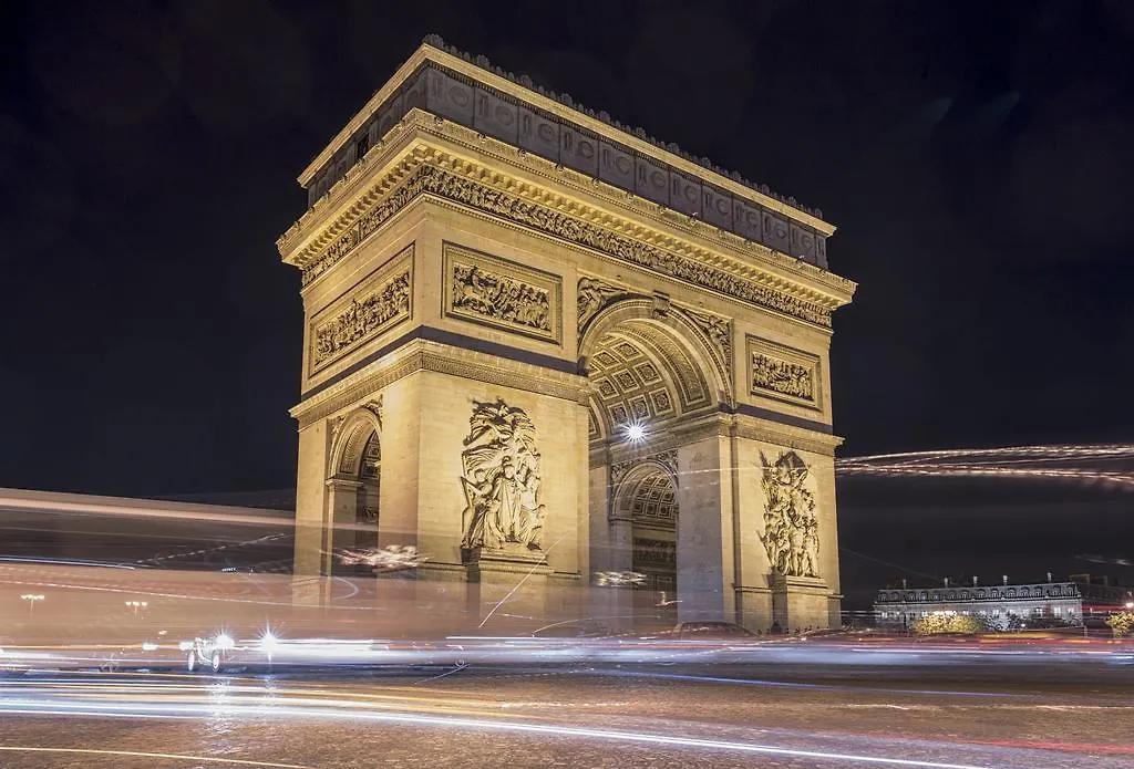Hotel Vernet Champs Elysees Parijs 5*,