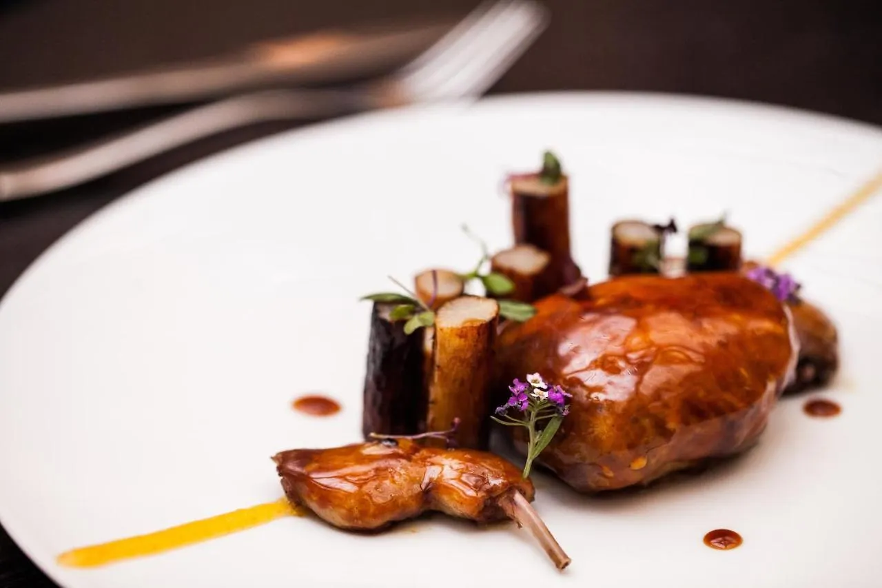Hotel Vernet Champs Elysees Parijs 5*,