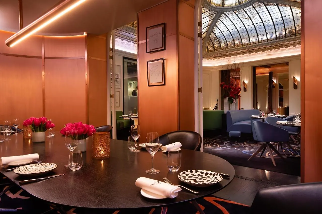 Hotel Vernet Champs Elysees Parijs Frankrijk