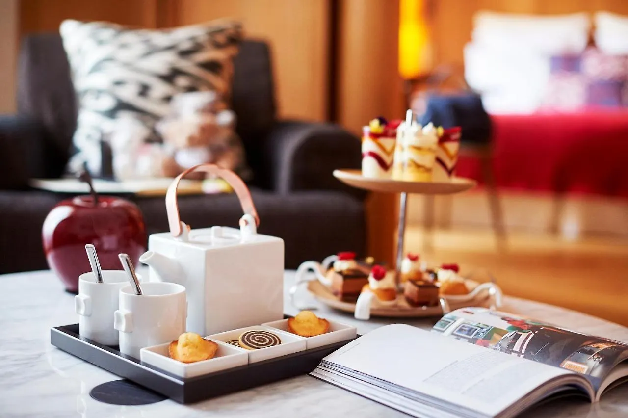 Hotel Vernet Champs Elysees Parijs 5*,